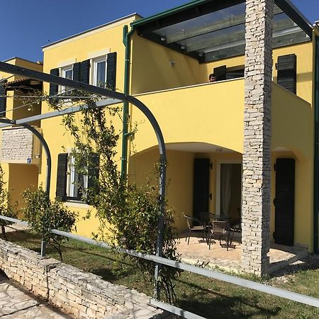 Villas Faro Bašanija Eksteriør bilde